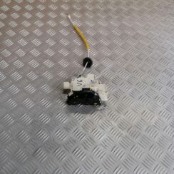 Aizmugurējo kreiso durvju slēdzene priekš AUDI A4 2008 AVANT