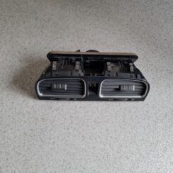 Mērinstrumentu paneļa gaisa vads, centrā priekš VW GOLF VARIANT 2012