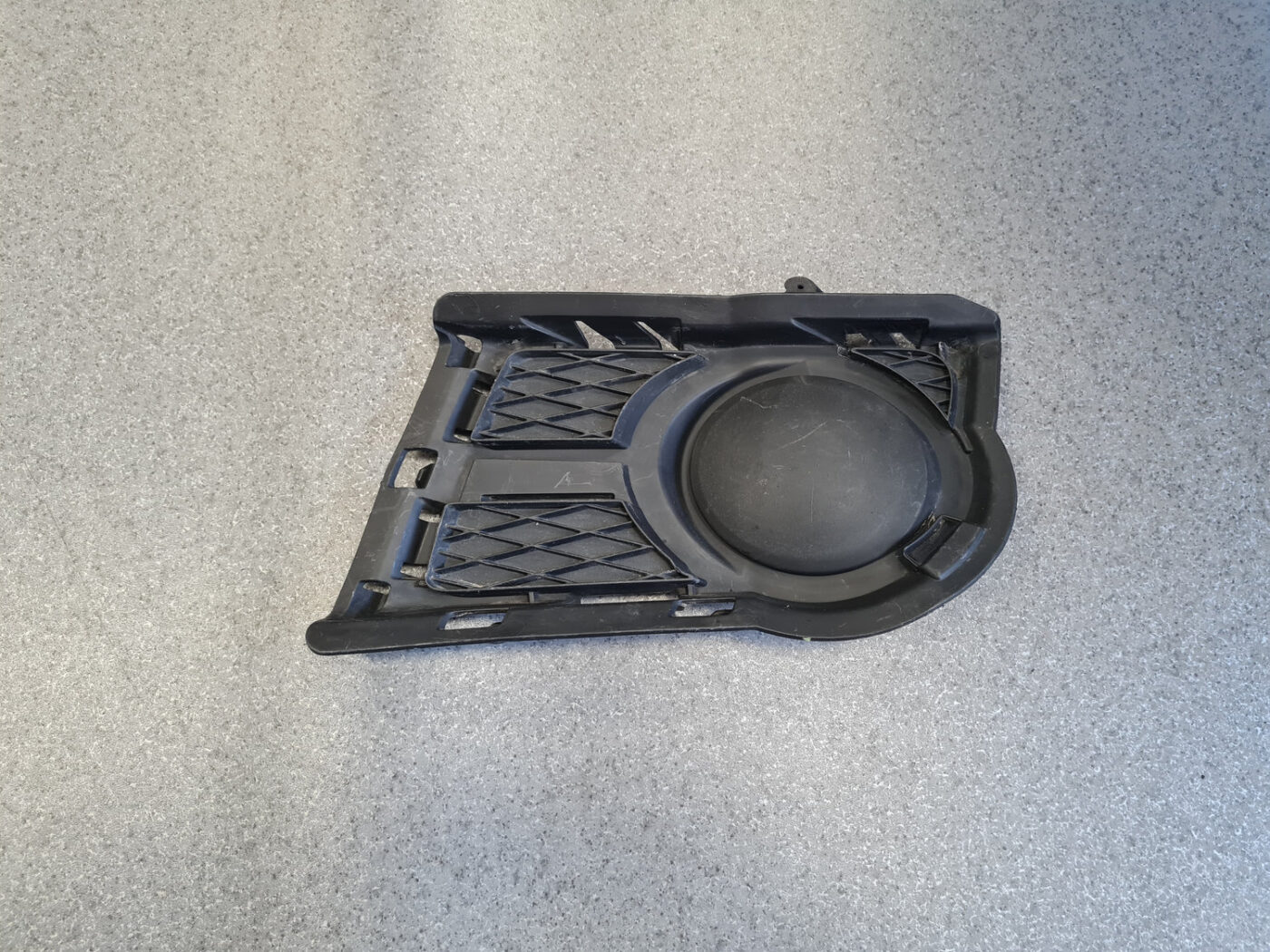 Miglas luktura reste, pa kreisi priekš VW Tiguan 2007-2016 5N0853665