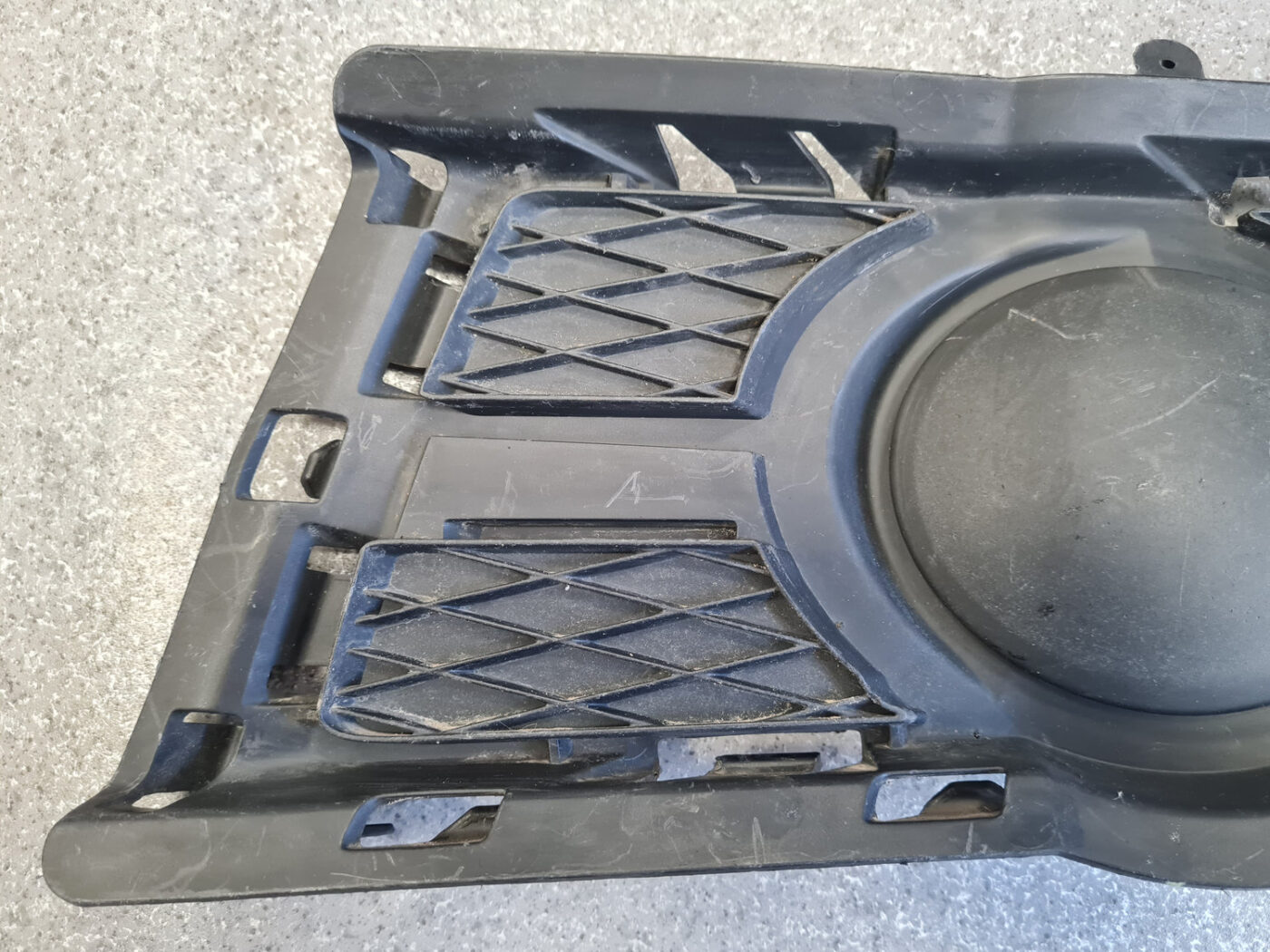 Miglas luktura reste, pa kreisi priekš VW Tiguan 2007-2016 5N0853665