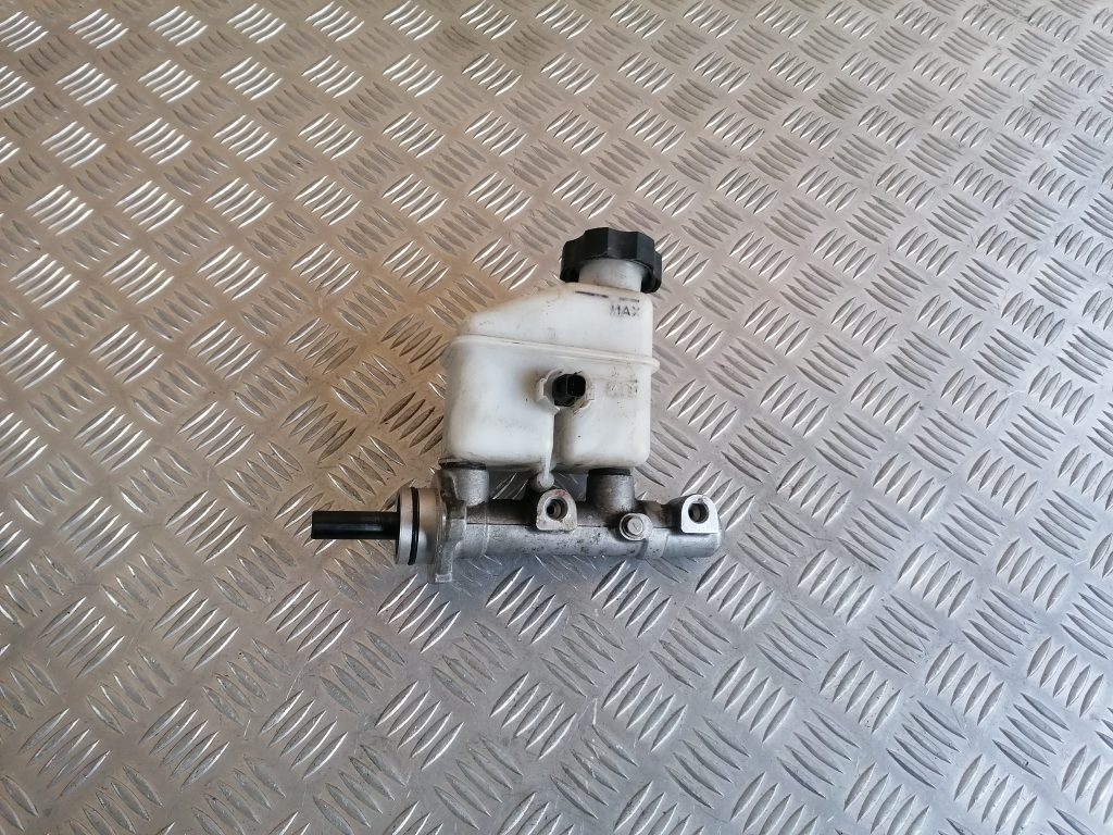 Bremžu pastiprinātāja galvenais cilindrs priekš KIA CEED 2007