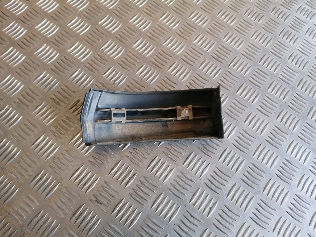 Aizmugurēja bufera uzlika priekš OPEL ZAFIRA 2004 2 Aizmugurēja bufera uzlika priekš OPEL ZAFIRA 2004