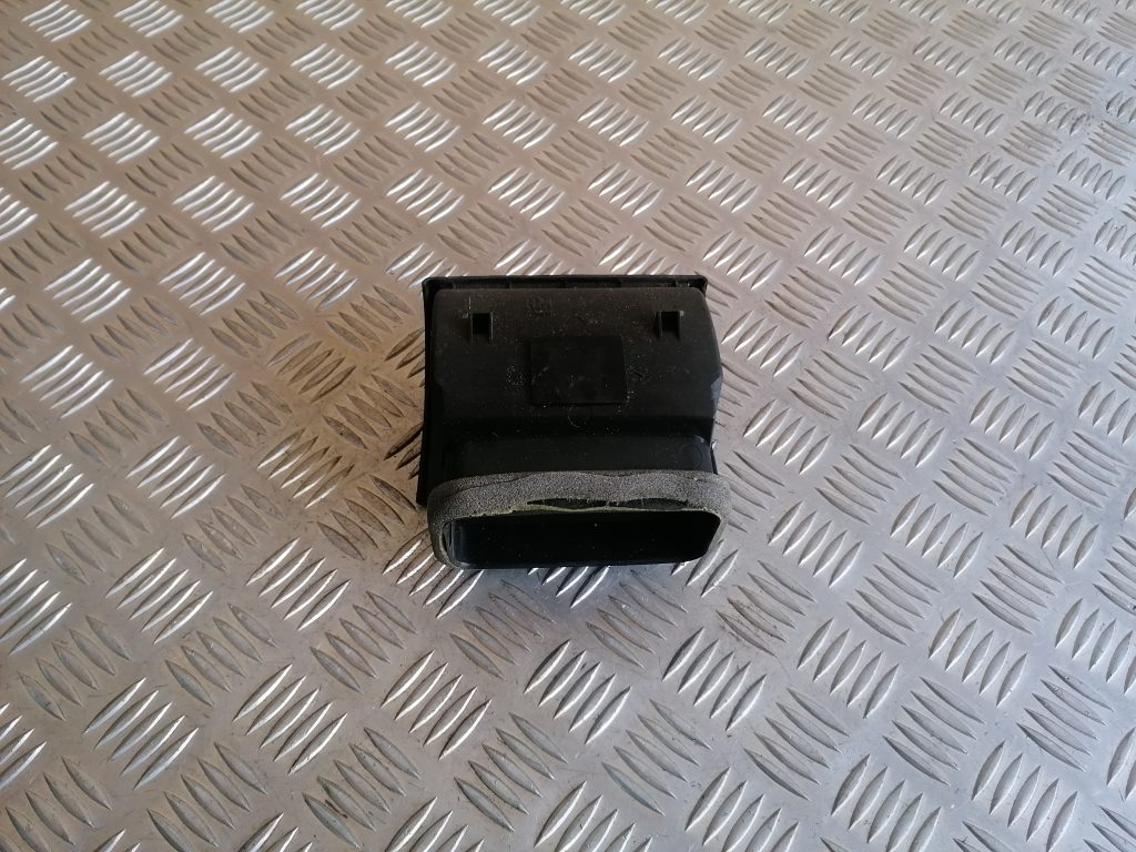 Centrālās konsoles gaisa vads priekš OPEL ZAFIRA 2004