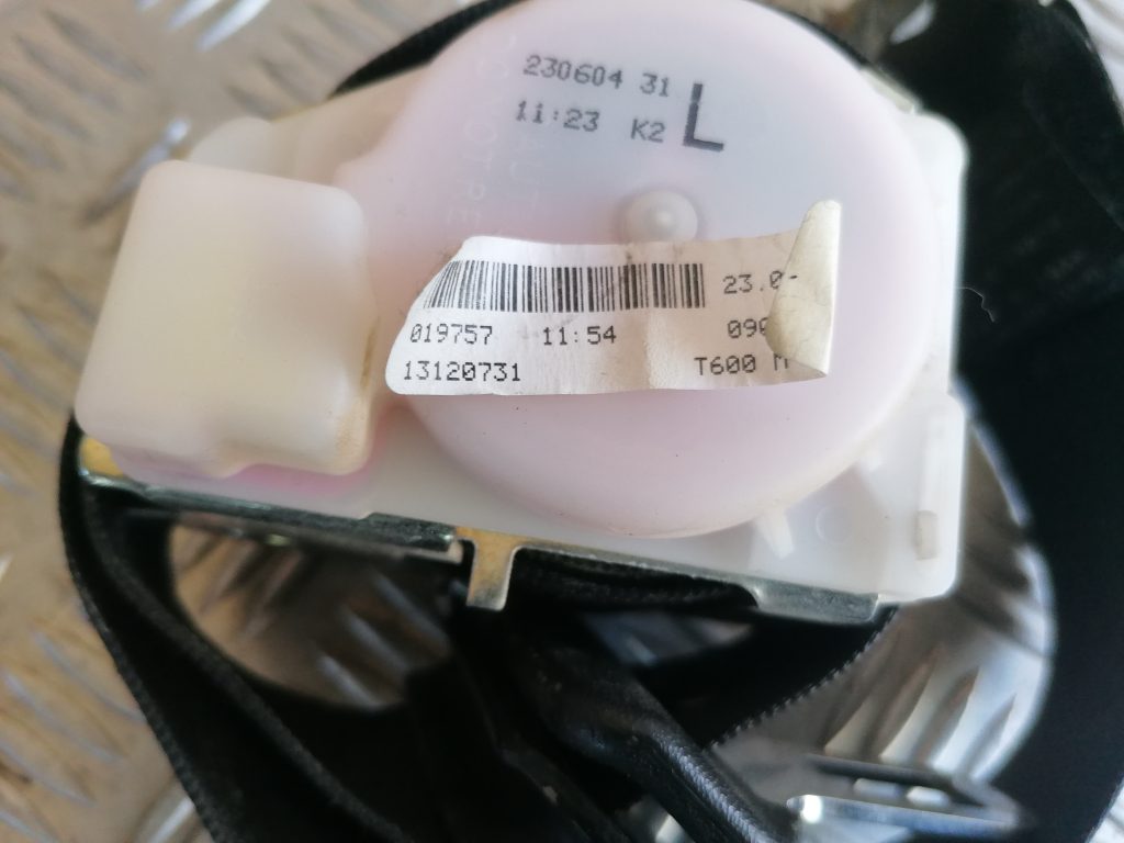 Aizmugurējā kreisa drošības josta priekš OPEL ZAFIRA 2004 2 Aizmugurējā kreisa drošības josta priekš OPEL ZAFIRA 2004