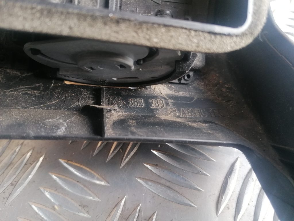 Centrālās konsoles gaisa vads priekš VW GOLF VARIANT 2012