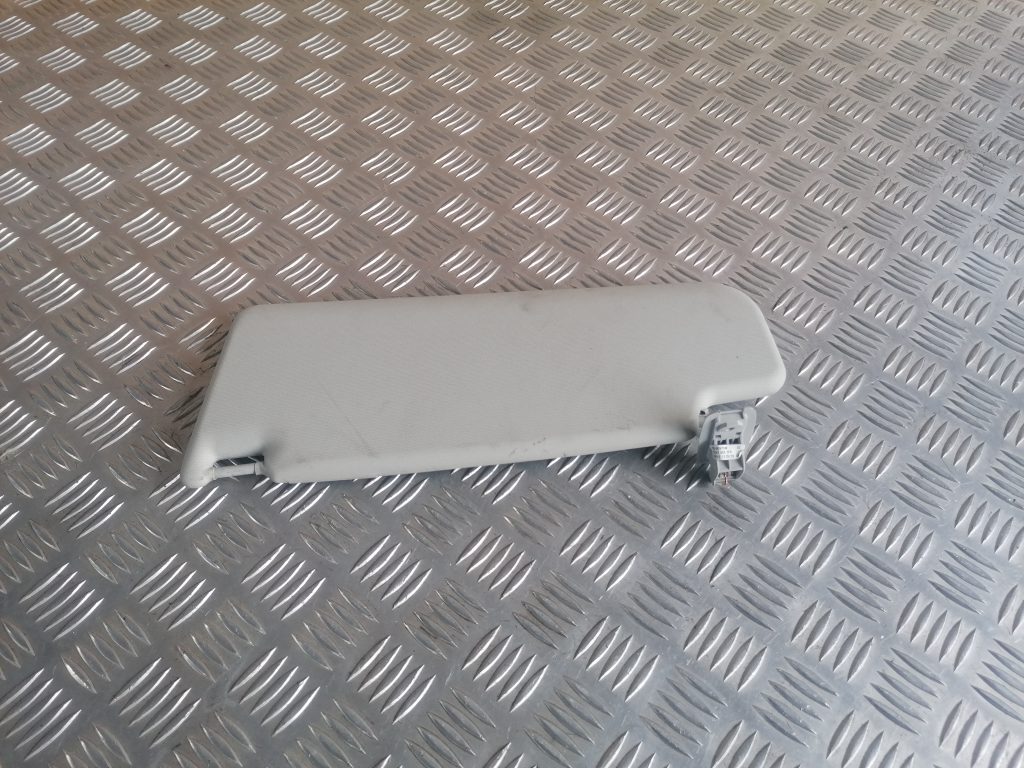 Saules aizsargs priekš VW GOLF VARIANT 2012