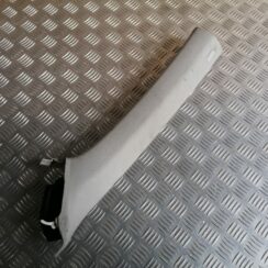 Priekšējas salona statnes apdare priekš VW GOLF VARIANT 2012