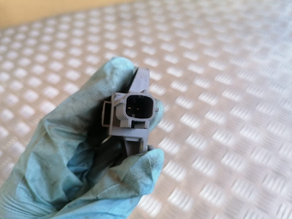 Drošības spilvena trieciensensors priekš VW GOLF VARIANT 2012 2 Drošības spilvena trieciensensors priekš VW GOLF VARIANT 2012