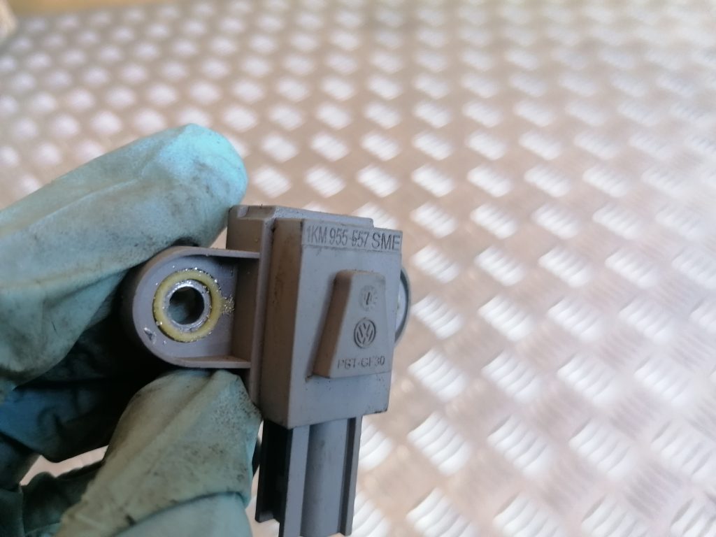 Drošības spilvena trieciensensors priekš VW GOLF VARIANT 2012 3 Drošības spilvena trieciensensors priekš VW GOLF VARIANT 2012