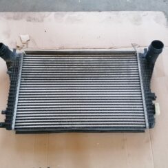 Interkūleris priekš VW GOLF VARIANT 2012