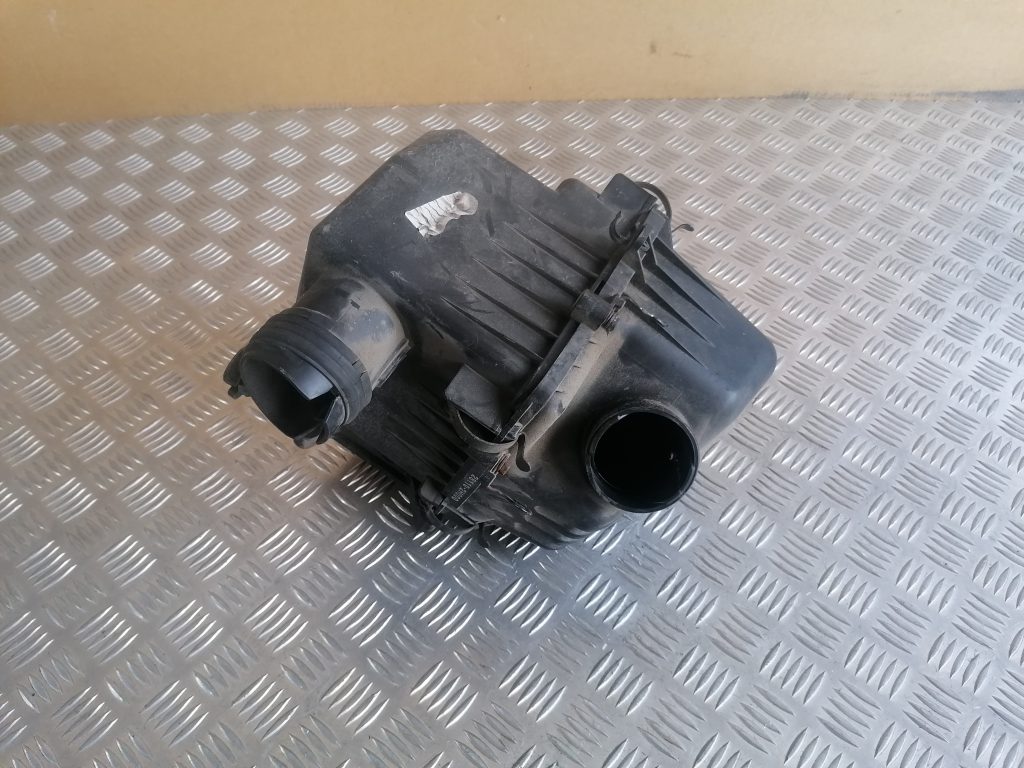 Gaisa filtra korpuss priekš KIA CEED 2007