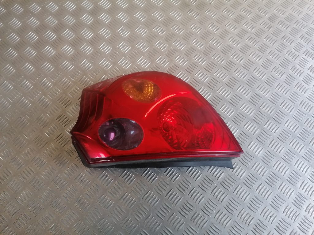 Aizmugurējais labais lukturis priekš KIA CEED 2007 1 Aizmugurējais labais lukturis priekš KIA CEED 2007