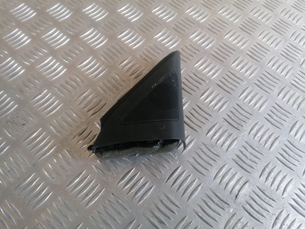 Durvju spoguļa apdares uzlika salonā (ar skaļruni) priekš KIA CEED 2007