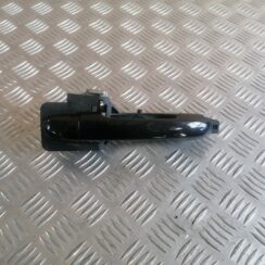 Priekšējāis labais durvju rokturis priekš KIA CEED 2007