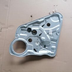 Stikla pacelšanas mehānisma panele priekš KIA CEED 2007