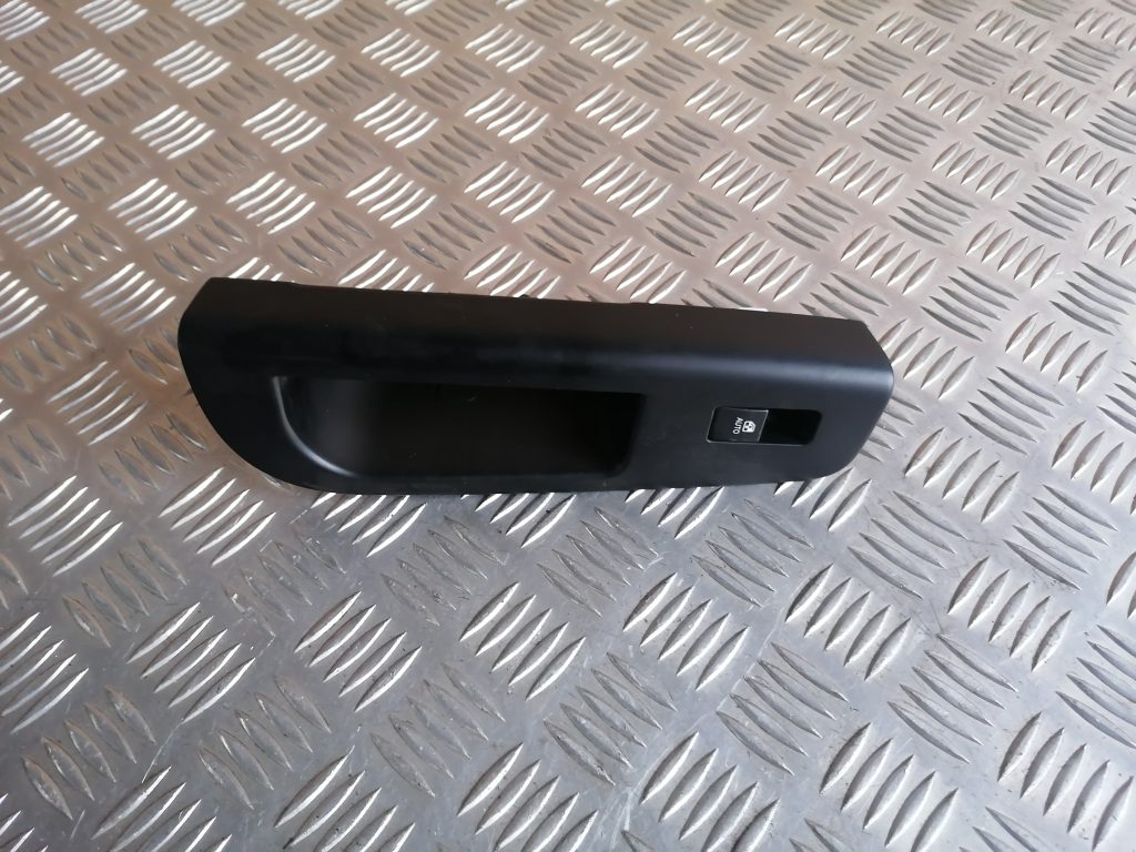 Stikla pacelšanas poga priekš KIA CEED 2007