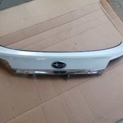 Numura zīmes gaismas uzlika komplektā priekš SUBARU LEGACY 2009