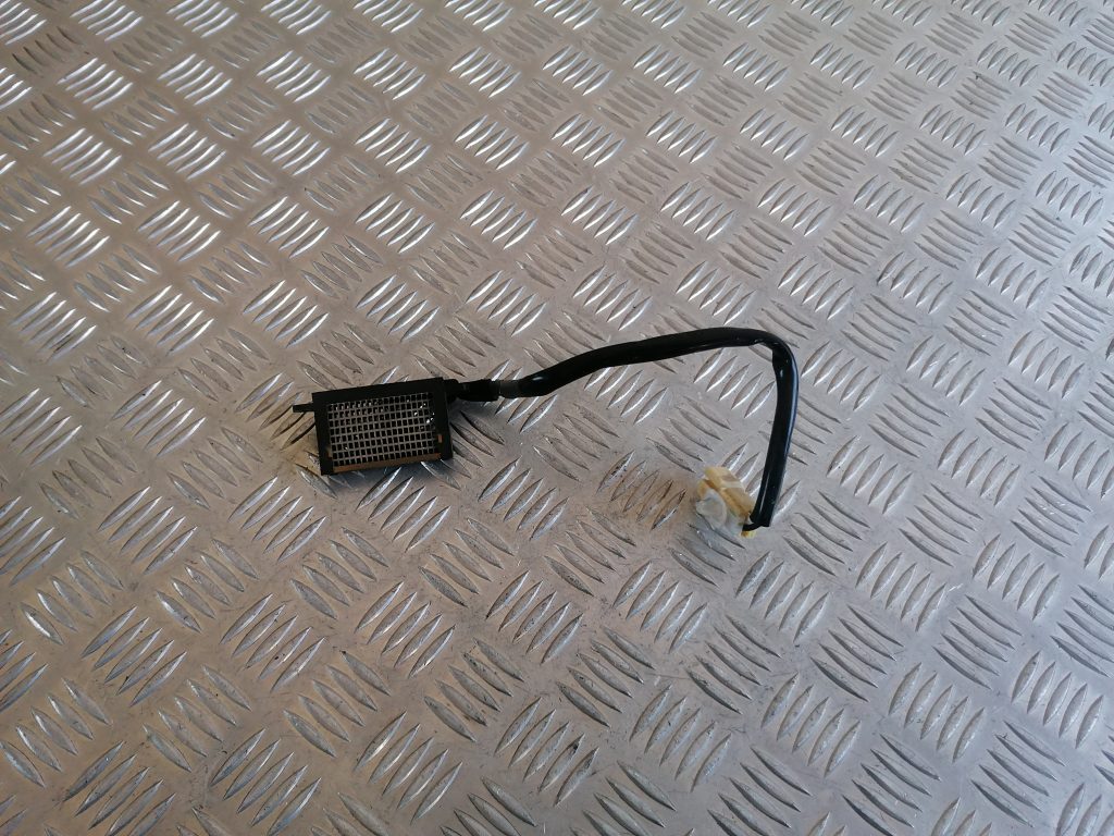 Salona ventilatora rezistors priekš SUBARU LEGACY 2009 1 Salona ventilatora rezistors priekš SUBARU LEGACY 2009