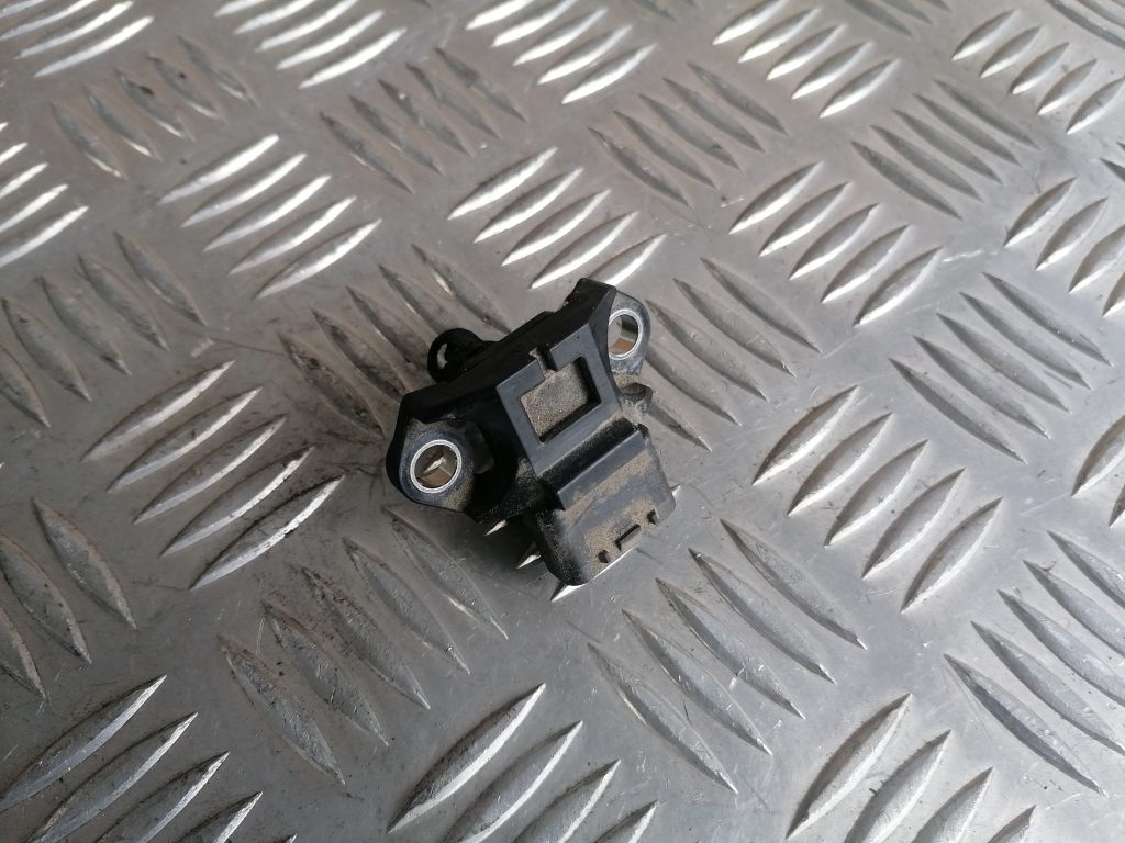 Solenoīda vakuuma vārsts priekš SUBARU LEGACY 2009 1 Solenoīda vakuuma vārsts priekš SUBARU LEGACY 2009