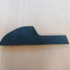 Bagāžnieka grīdas daļa priekš SUBARU LEGACY 2009