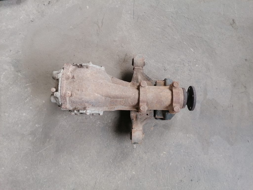 Aizmugurējais reduktors priekš SUBARU LEGACY 2009 2 Aizmugurējais reduktors priekš SUBARU LEGACY 2009