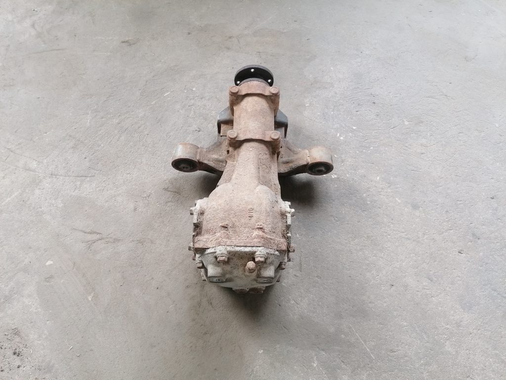 Aizmugurējais reduktors priekš SUBARU LEGACY 2009 1 Aizmugurējais reduktors priekš SUBARU LEGACY 2009