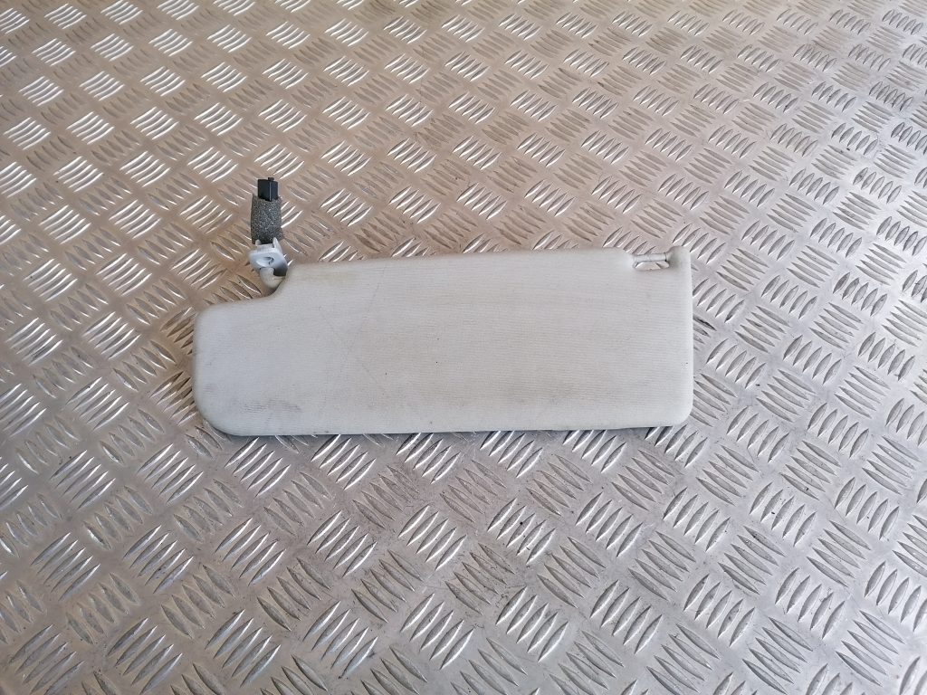 Saules aizsargs priekš VW GOLF IV 1999 2 Saules aizsargs priekš VW GOLF IV 1999