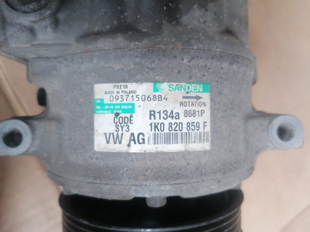 Gaisa kondicioniera kompresors priekš VW PASSAT 2007 UNIVERSAL SILVER 4 Gaisa kondicioniera kompresors priekš VW PASSAT 2007 UNIVERSAL SILVER