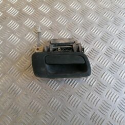 Priekšējāis labais durvju rokturis priekš OPEL ASTRA 2002