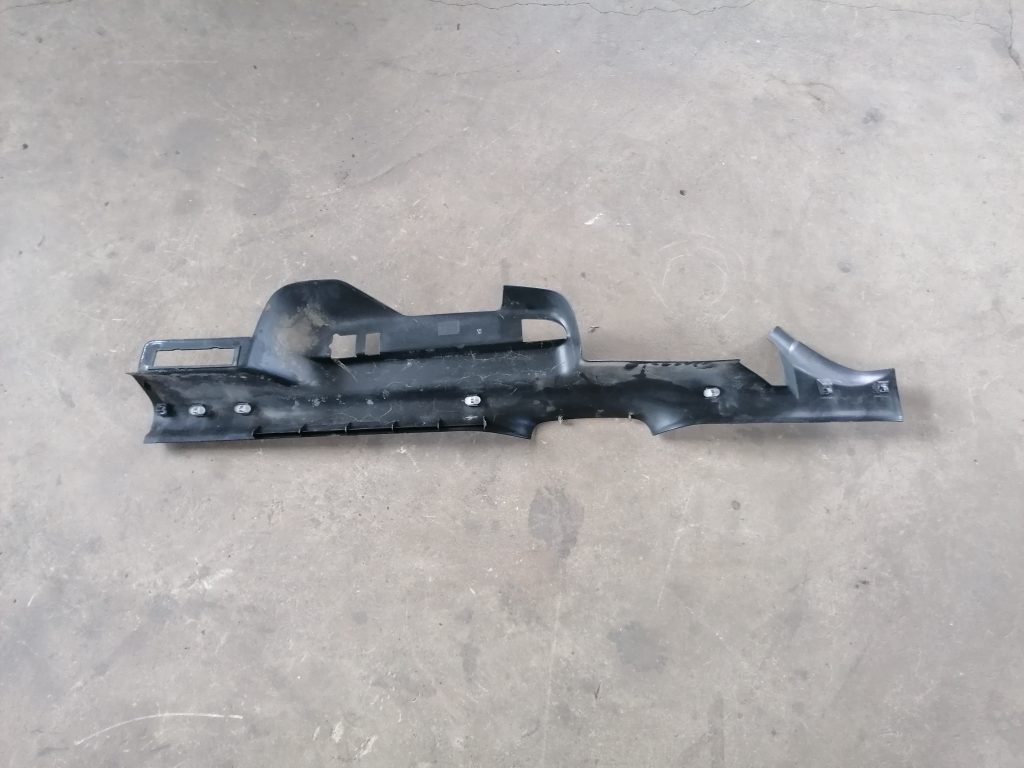 Sliekšņa priekšēja laba uzlika (salonā) priekš OPEL ASTRA 2002