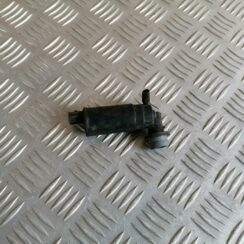 Mazgātāja šķidruma sūknis priekš TOYOTA AVENSIS 2007