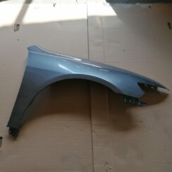 Priekšējais labais spārns priekš HONDA ACCORD 2007 YR562P