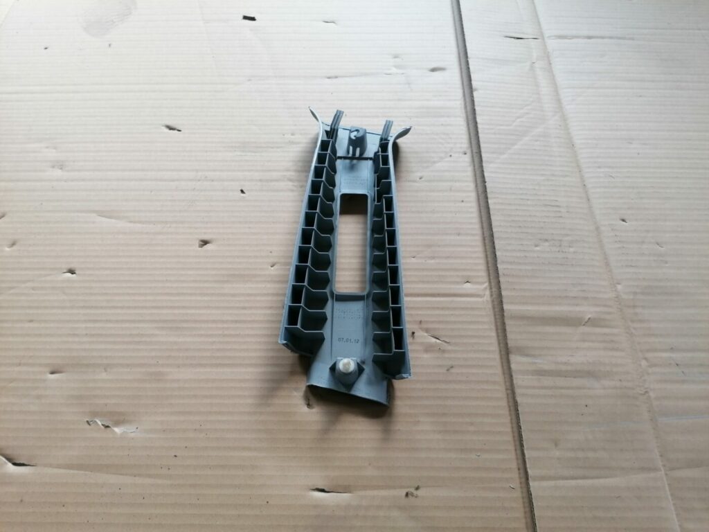 Vidējas salona statnes apdare priekš HONDA ACCORD 2007 YR562P 3 Vidējas salona statnes apdare priekš HONDA ACCORD 2007 YR562P