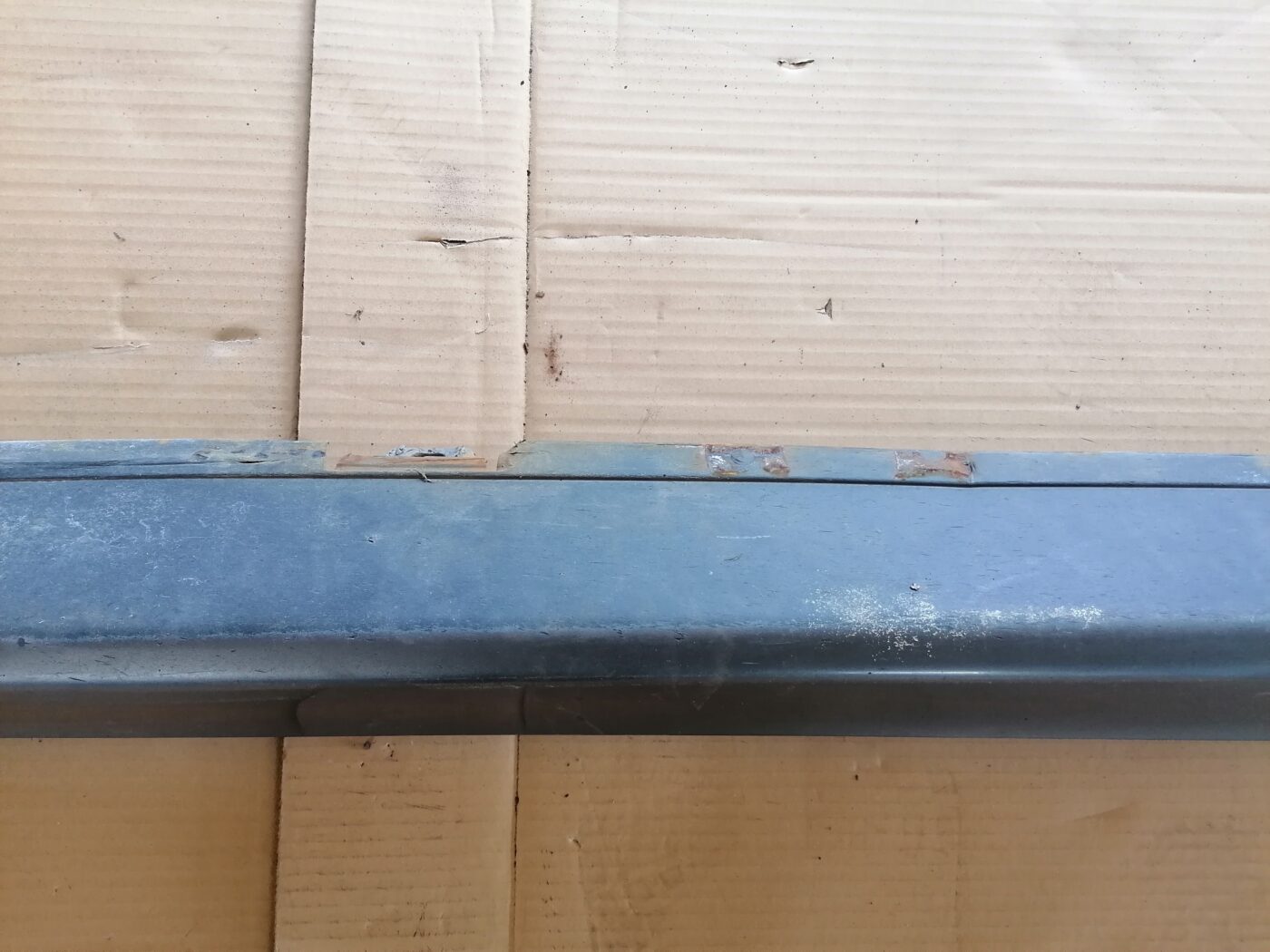 Ārēja sliekšņa laba uzlika priekš HONDA ACCORD 2007 YR562P 2 Ārēja sliekšņa laba uzlika priekš HONDA ACCORD 2007 YR562P