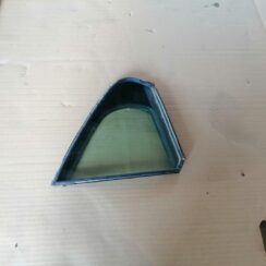 Kreiso durvju stūra stikls priekš HONDA ACCORD 2007 YR562P