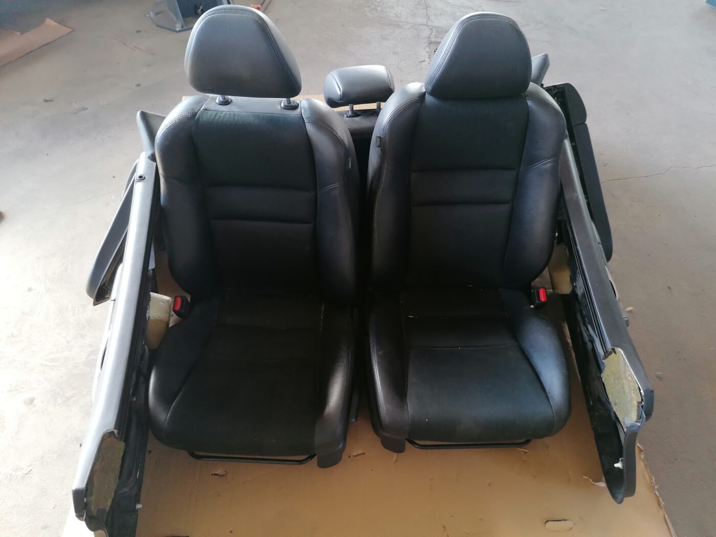 Sēdekļu komplekts priekš HONDA ACCORD 2007 YR562P 2 Sēdekļu komplekts priekš HONDA ACCORD 2007 YR562P