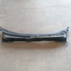 Vējstikla uzlikas (deflektora) režģis priekš HONDA CR-V 2006