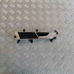 Salona durvju rokturis, priekšējais labais priekš AUDI A6 2008