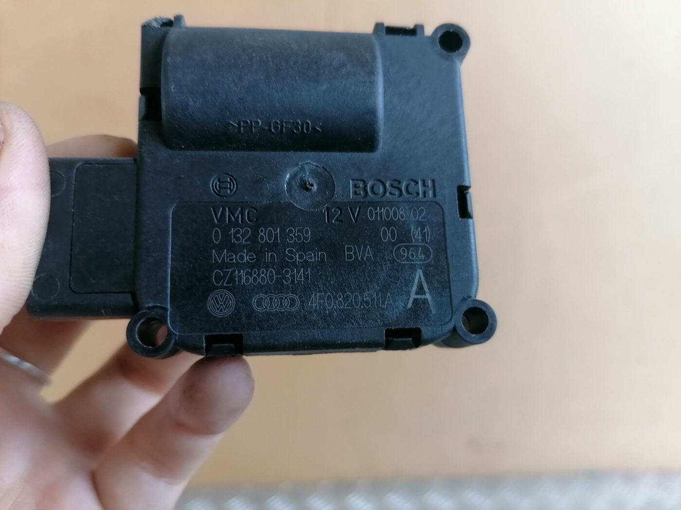 Apsildes sistēmas aktuators priekš AUDI A6 2008