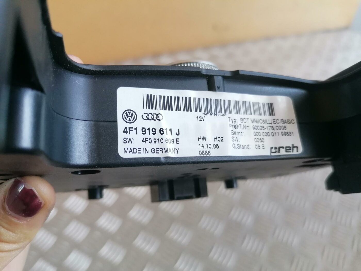 Multimēdijas vadības bloks priekš AUDI A6 2008 5 Multimēdijas vadības bloks priekš AUDI A6 2008