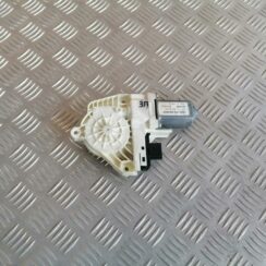 Elektrisko stiklu motors priekš AUDI A6 2008