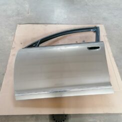 Priekšējās kreisās durvis priekš AUDI A6 2008