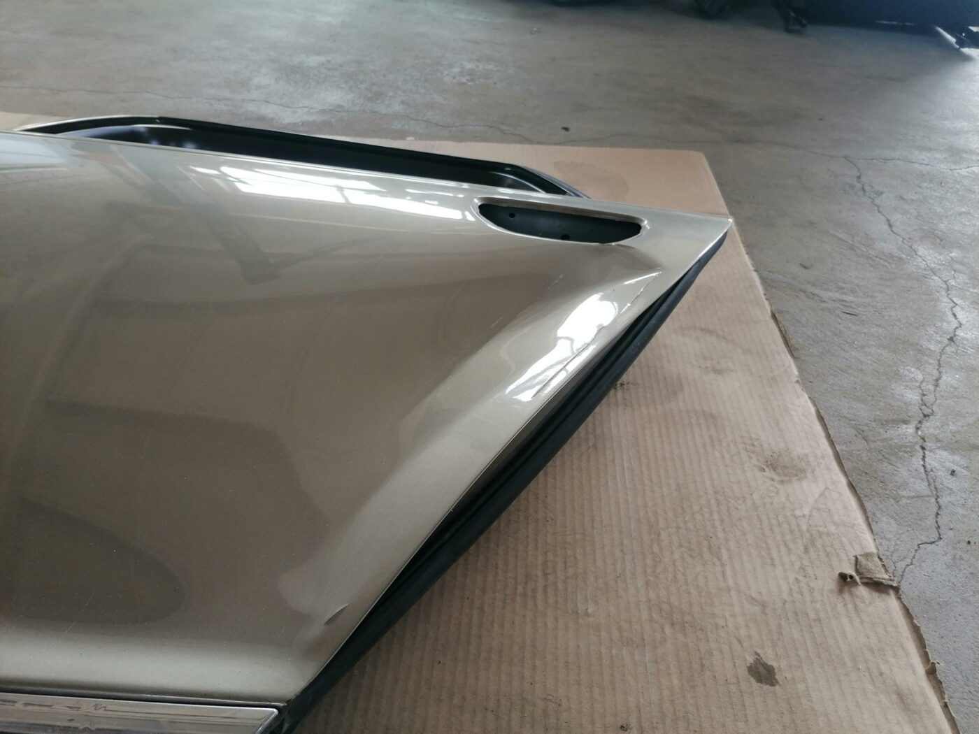 Aizmugurējās kreisās durvis priekš AUDI A6 2008 2 Aizmugurējās kreisās durvis priekš AUDI A6 2008