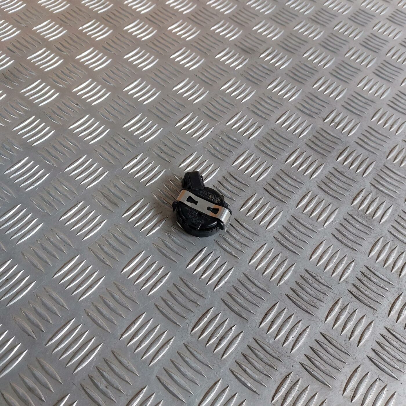 Lietus sensors priekš BMW 520D F11 2011 TOURING 1 Lietus sensors priekš BMW 520D F11 2011 TOURING