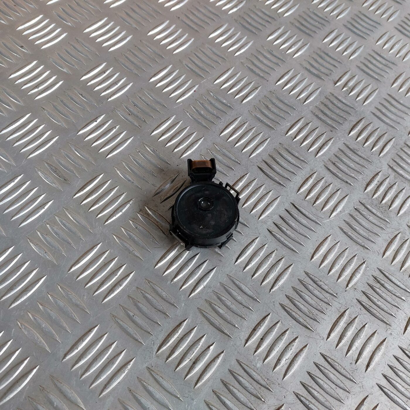 Lietus sensors priekš BMW 520D F11 2011 TOURING 2 Lietus sensors priekš BMW 520D F11 2011 TOURING