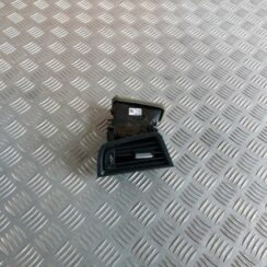 Mērinstrumentu paneļa gaisa vads, pa kreisi priekš BMW 520D F11 2011 TOURING