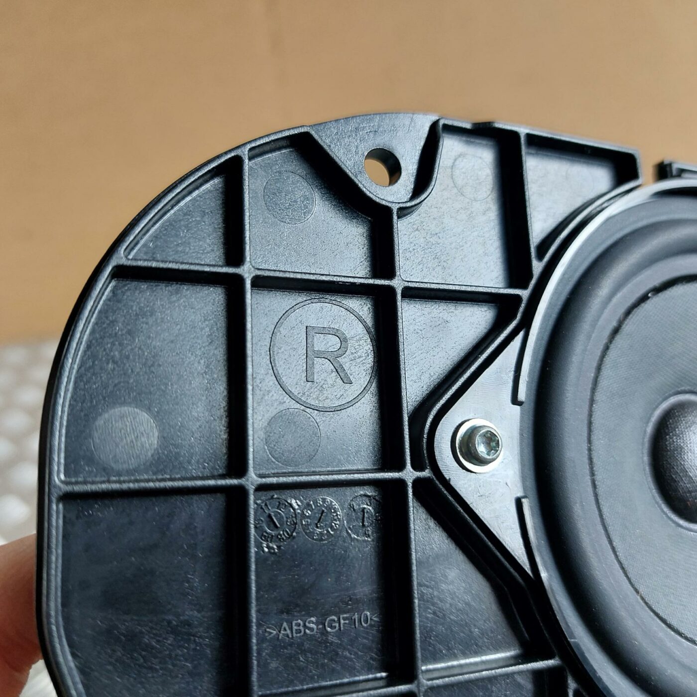 Skaļrunis griestos priekš BMW 520D F11 2011 TOURING