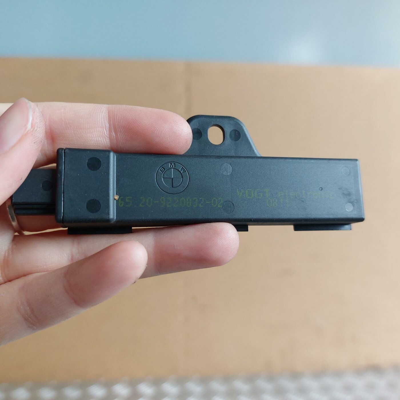 Centrālas atslēgas antena priekš BMW 520D F11 2011 TOURING 3 Centrālas atslēgas antena priekš BMW 520D F11 2011 TOURING