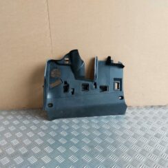 Mērinstrumentu paneļa apakšēja apdare priekš BMW 520D F11 2011 TOURING