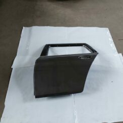 Aizmugurējās kreisās durvis priekš BMW 520D F11 2011 TOURING